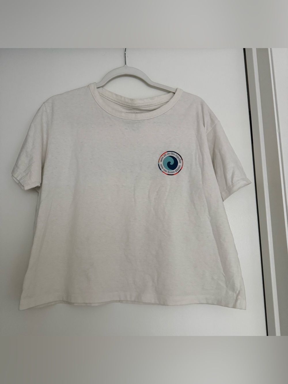 Patagonia Logo Tshirt - Picture 2 of 3